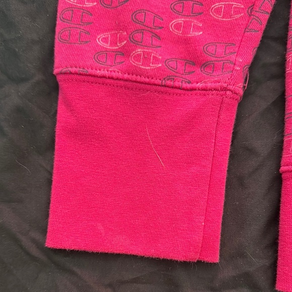 Champion pink crewneck women’s medium - Picture 4 of 15